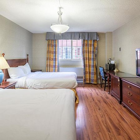 Le Domaine Chambre d'hôtel à Saint-Sauveur-des-Monts Exterior foto