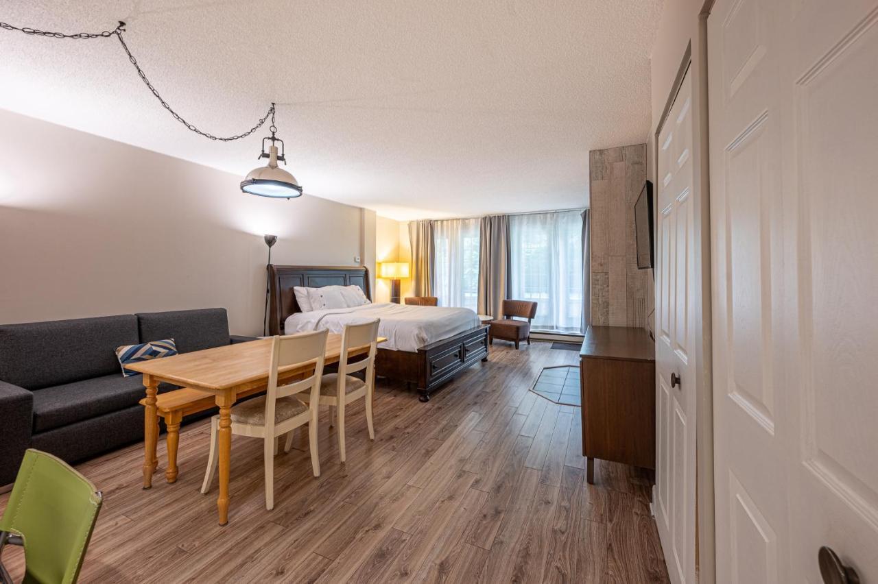 Le Domaine Chambre d'hôtel à Saint-Sauveur-des-Monts Exterior foto