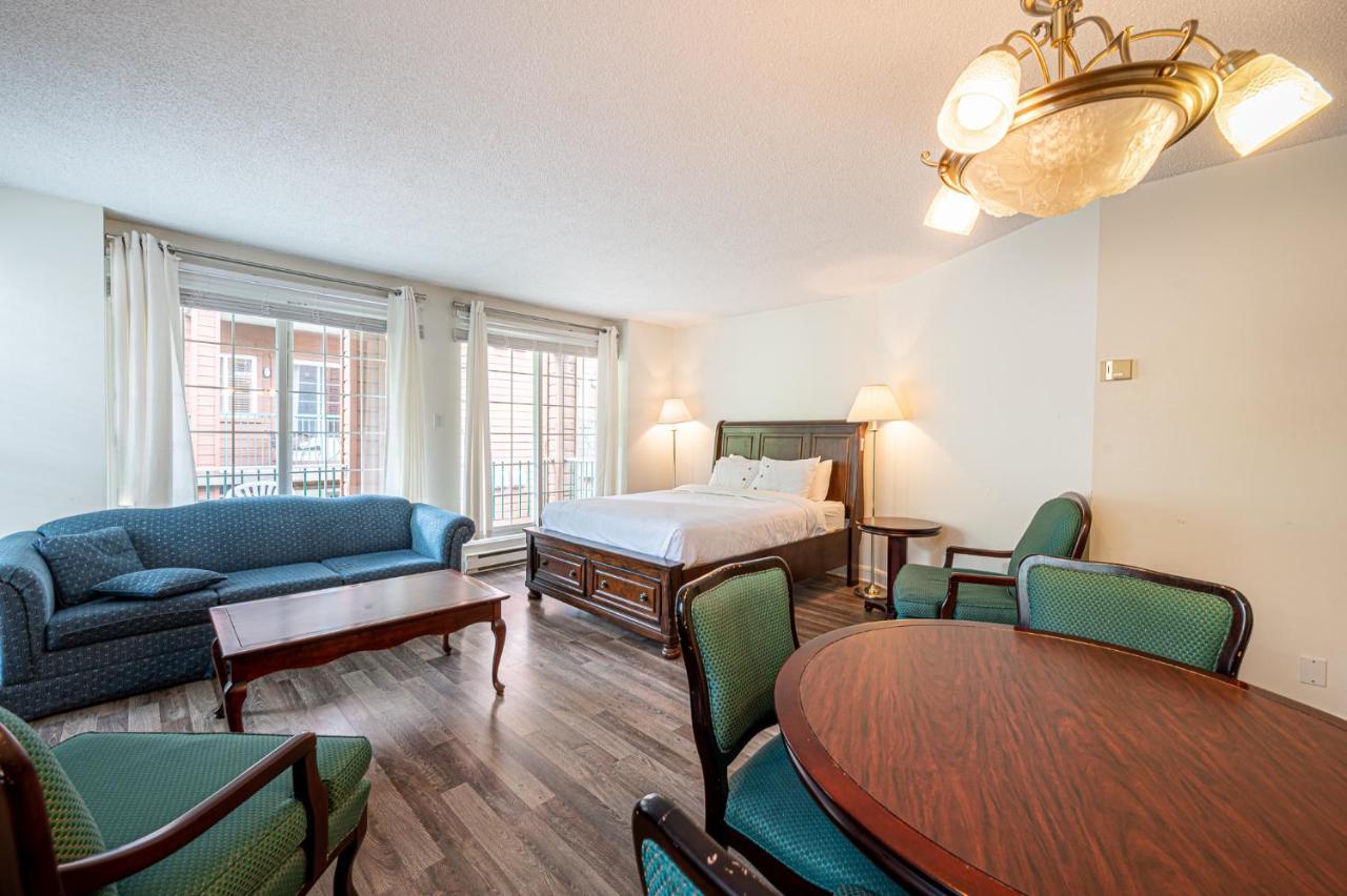 Le Domaine Chambre d'hôtel à Saint-Sauveur-des-Monts Exterior foto