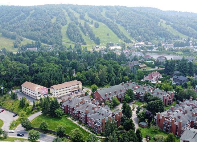 Le Domaine Chambre d'hôtel à Saint-Sauveur-des-Monts Exterior foto